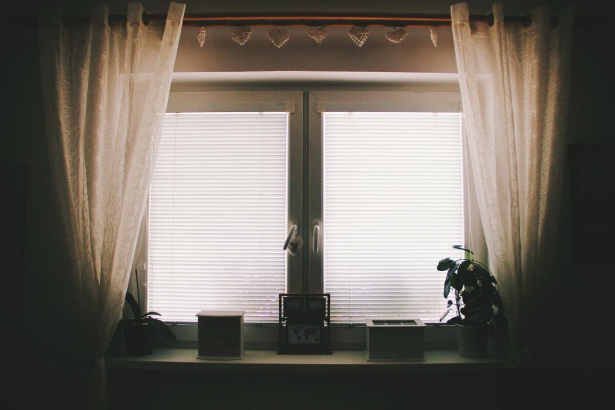 aluminium door and window manufacturing business